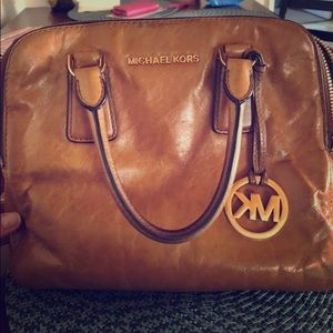 Michael Kors purse light brown great condition